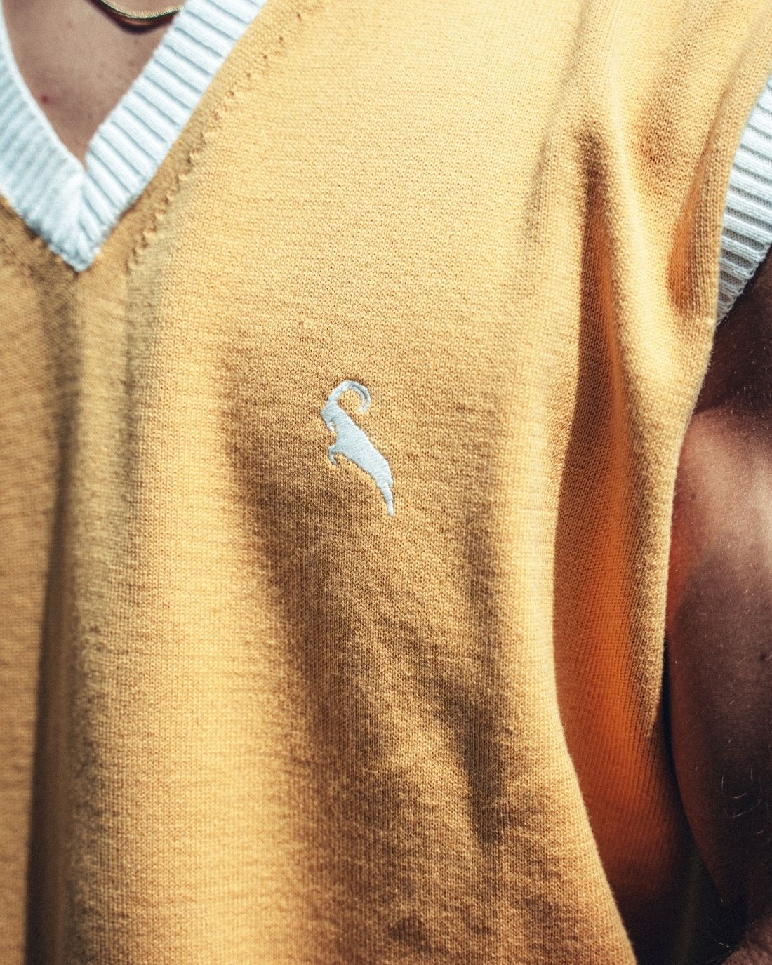 LGND KNIT VEST - BEALGND