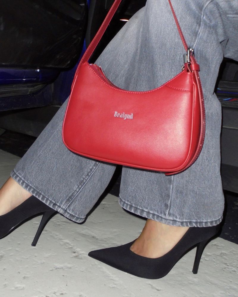 MOON BAG RED